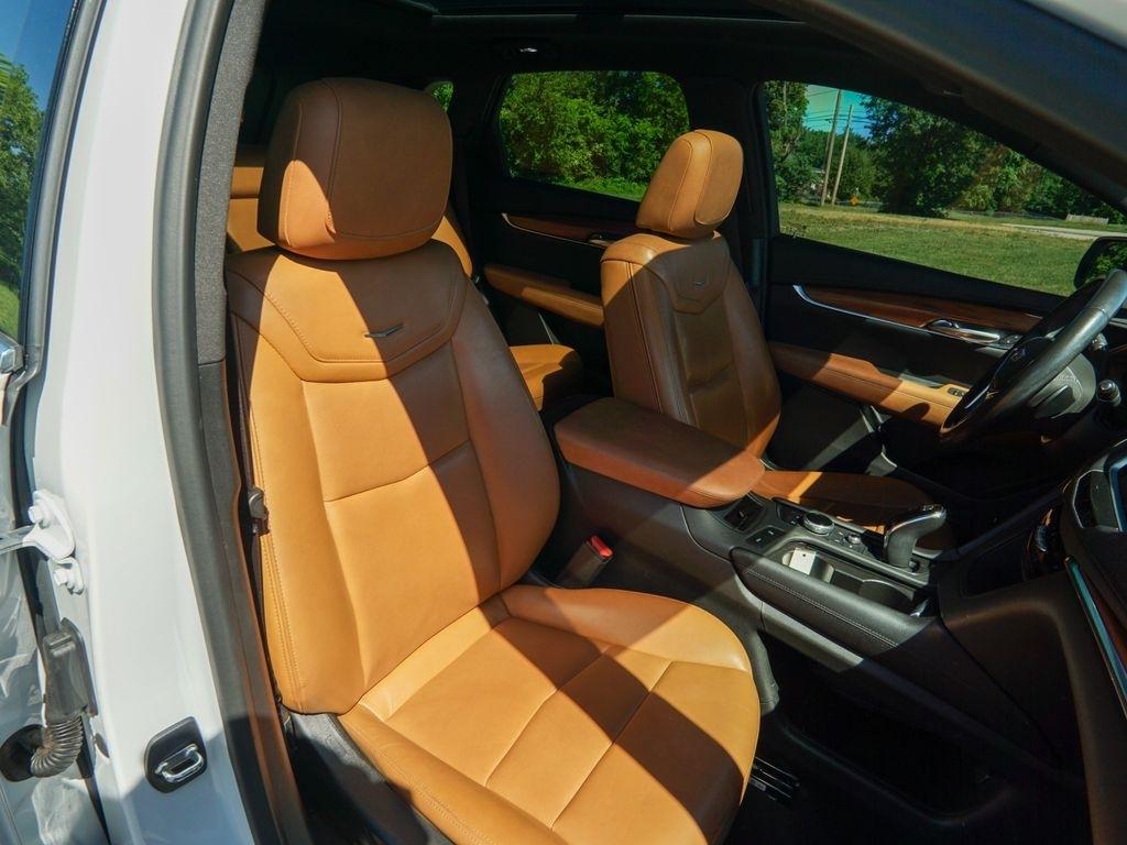 Cadillac XT5  2021