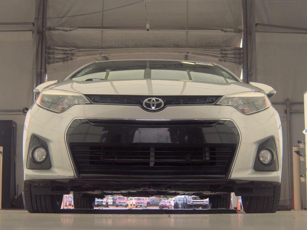 Toyota Corolla  2014