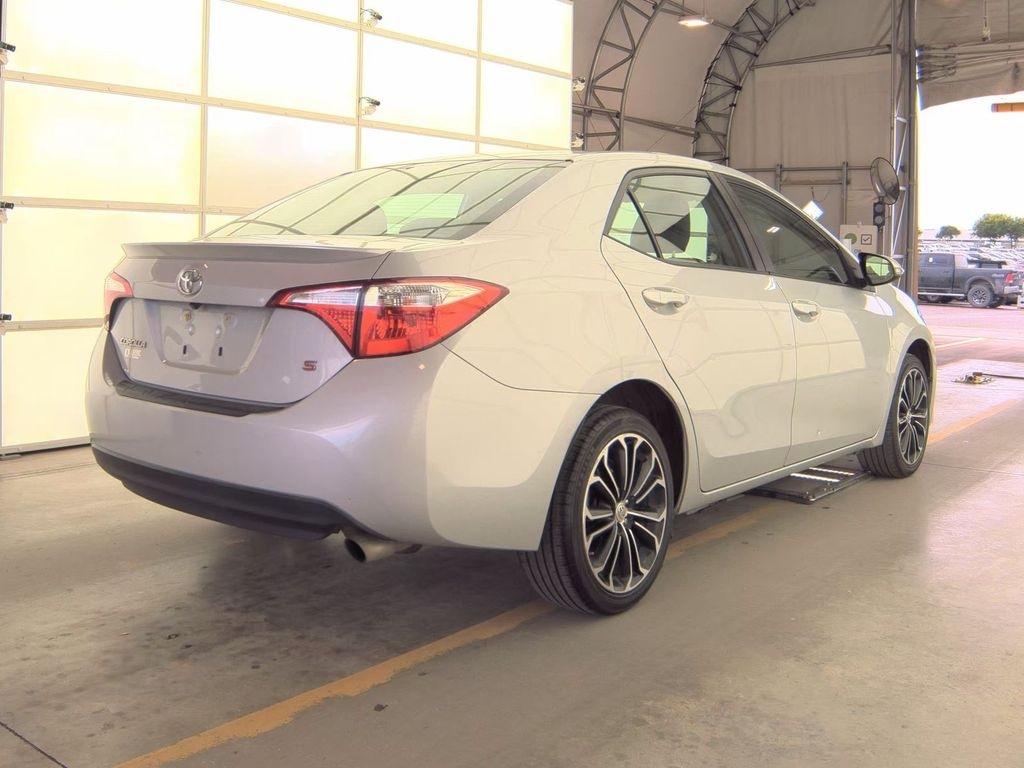 Toyota Corolla  2014