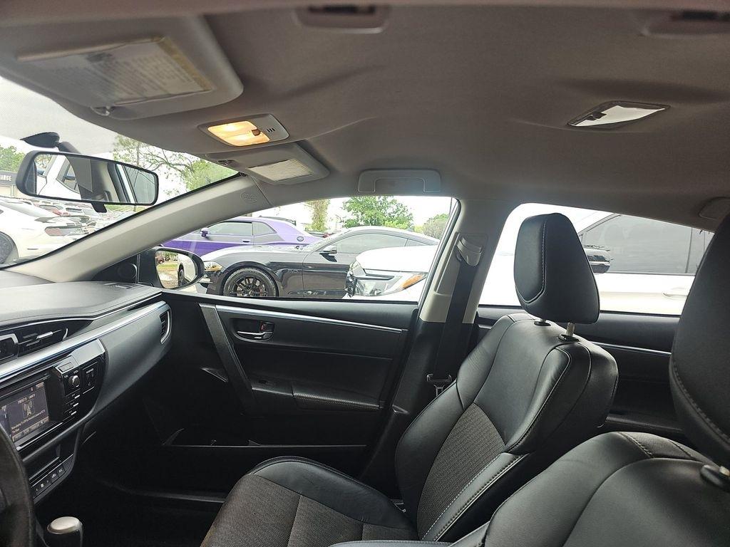 Toyota Corolla  2014