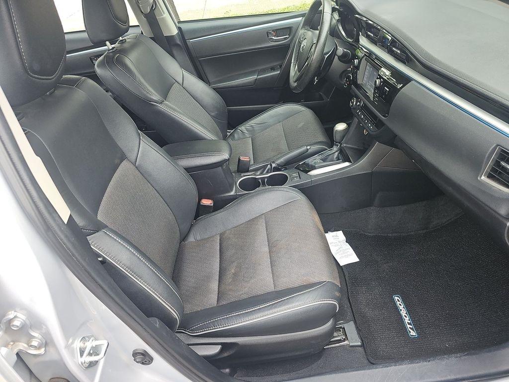 Toyota Corolla  2014