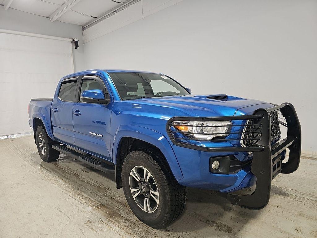 Toyota Tacoma  2018