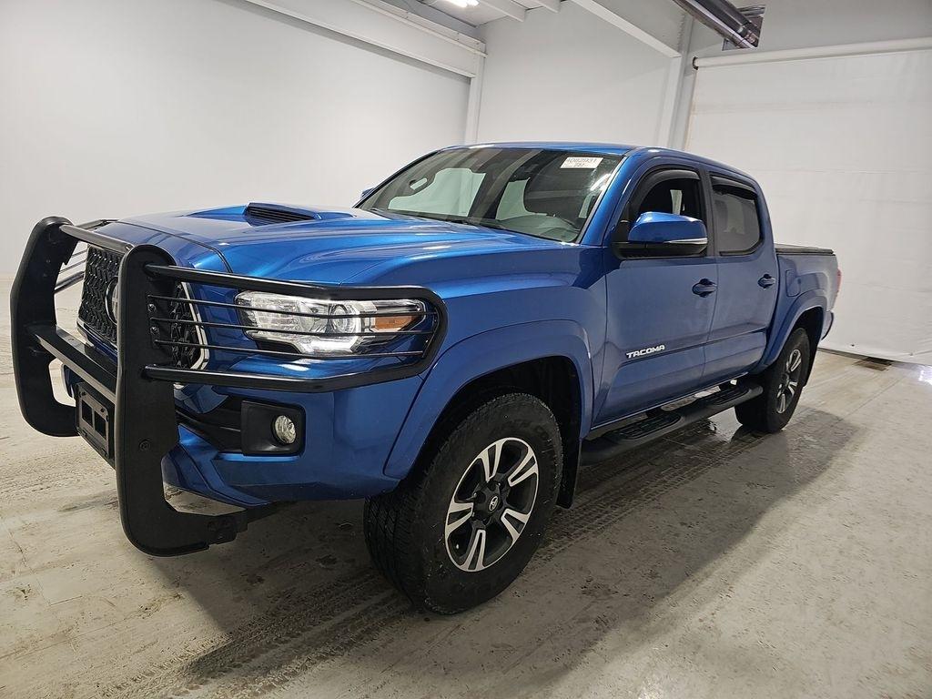 Toyota Tacoma  2018