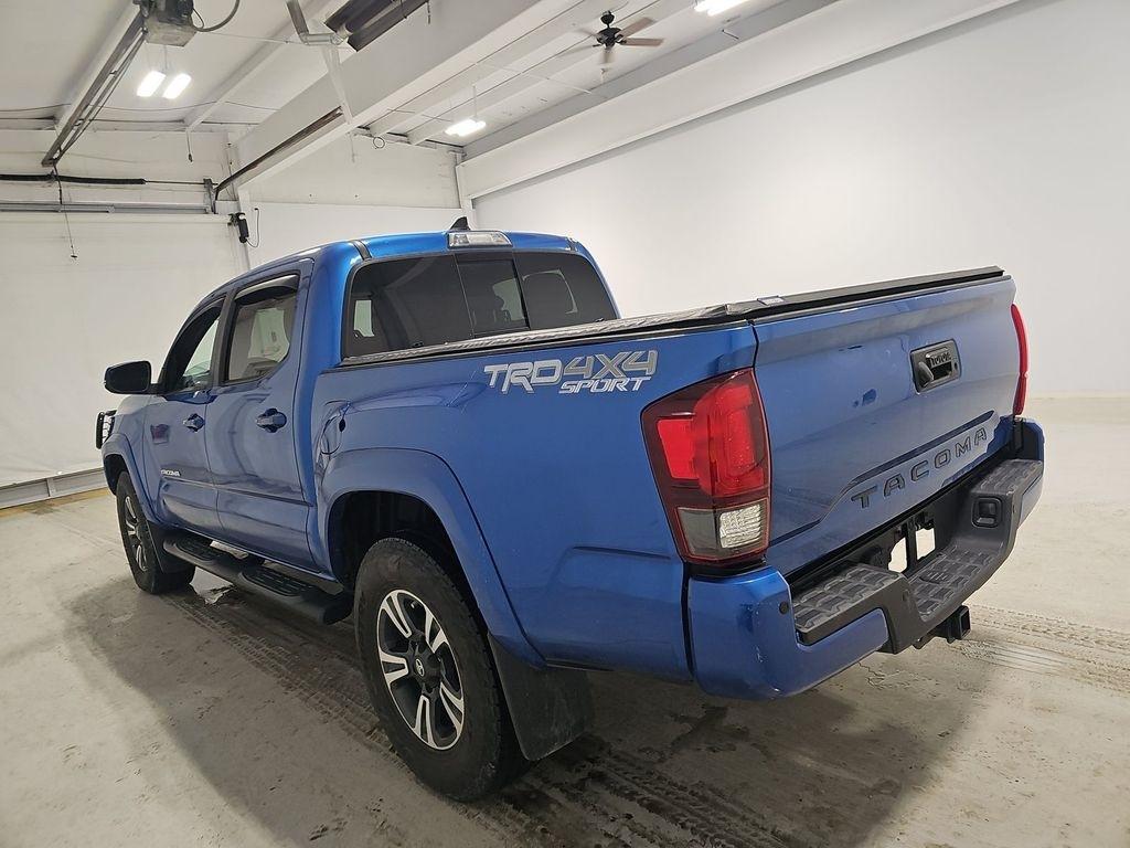 Toyota Tacoma  2018