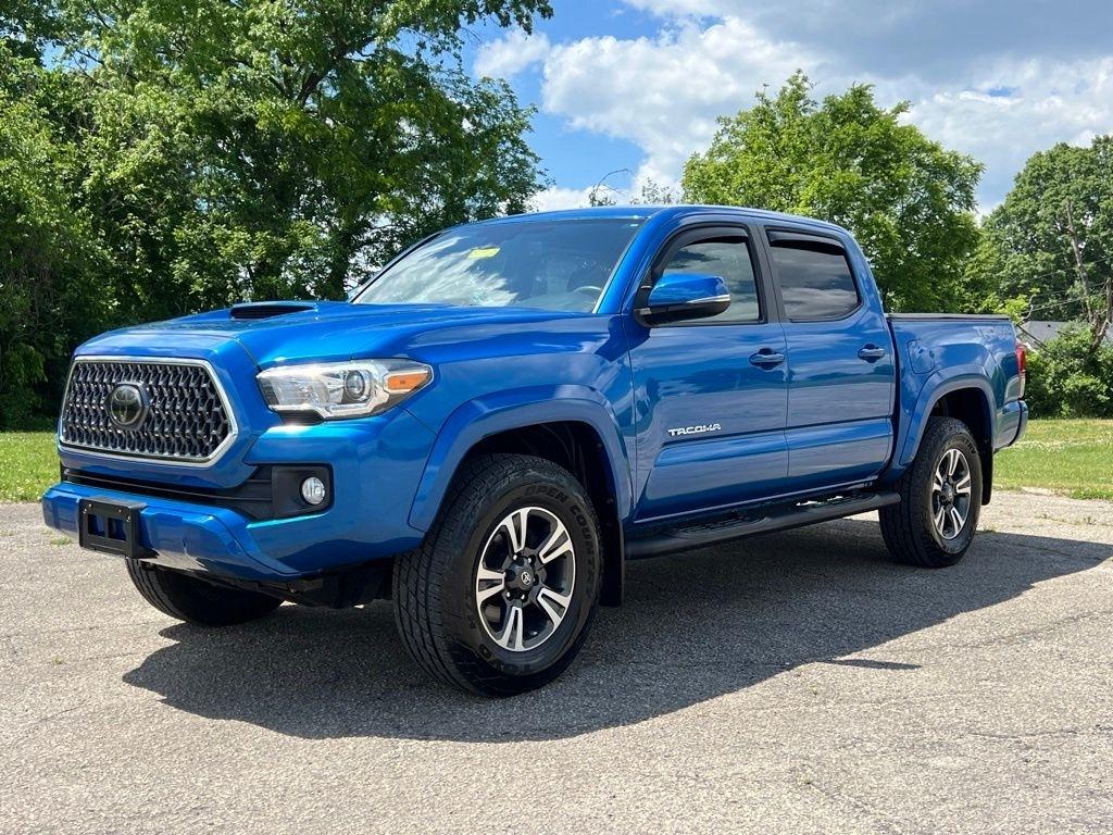Toyota Tacoma  2018