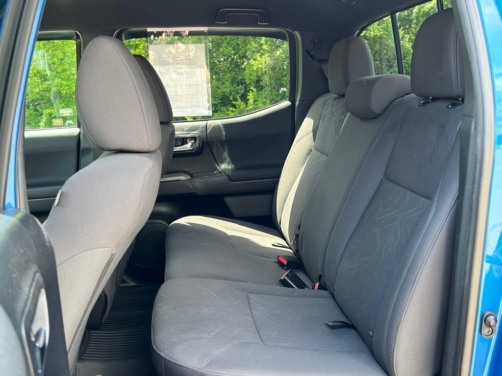 Toyota Tacoma  2018