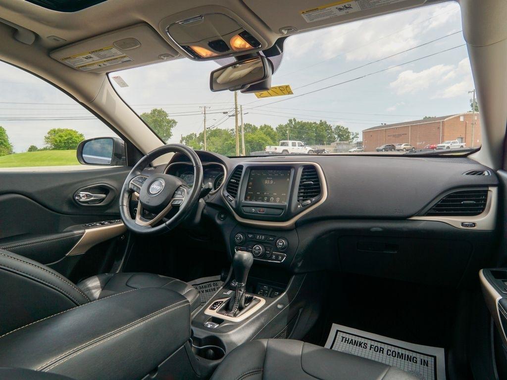 Jeep Cherokee  2018