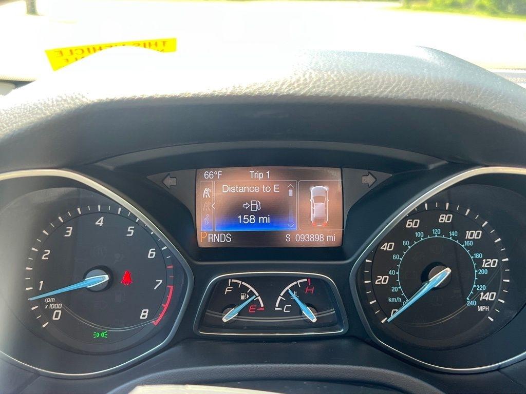 Ford Focus  2014