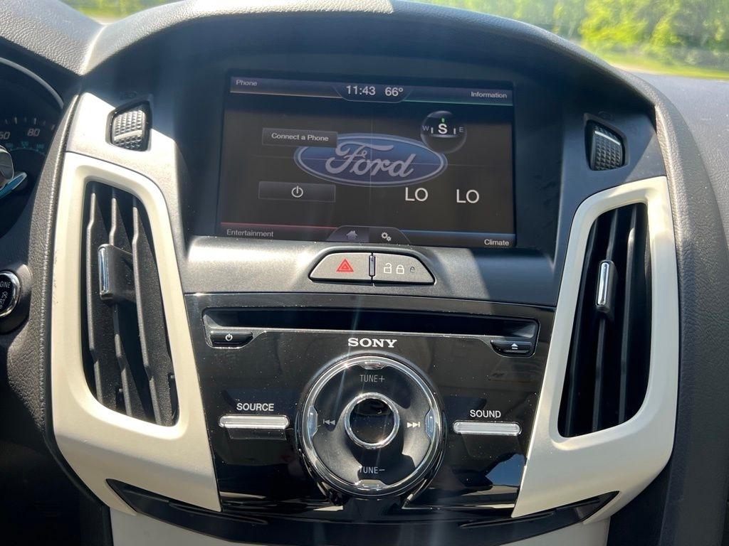 Ford Focus  2014