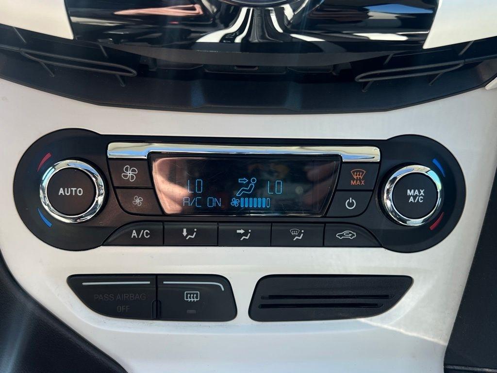 Ford Focus  2014