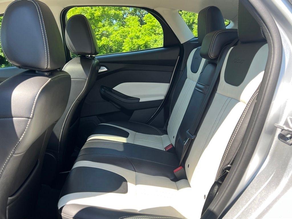 Ford Focus  2014
