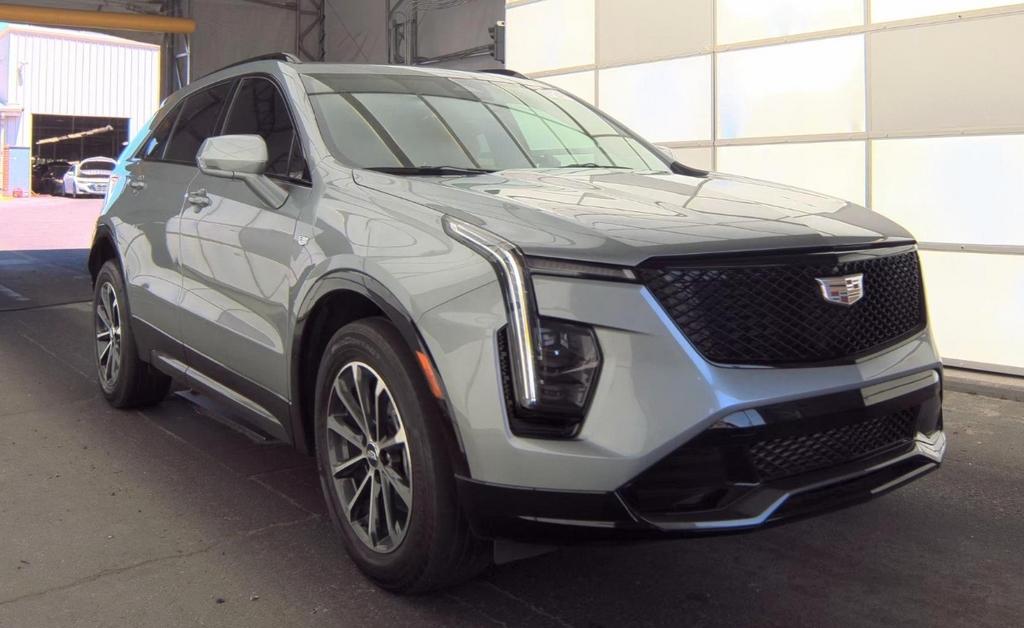 2024 Cadillac XT4 Sport