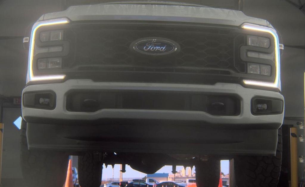 Ford F-250 SD  2023