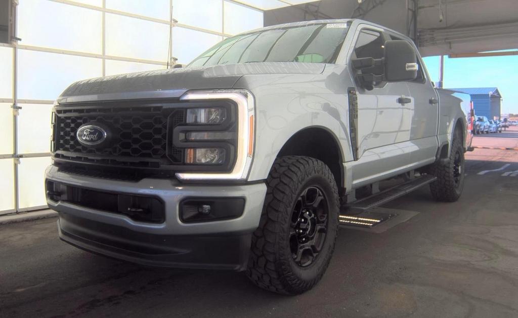 Ford F-250 SD  2023