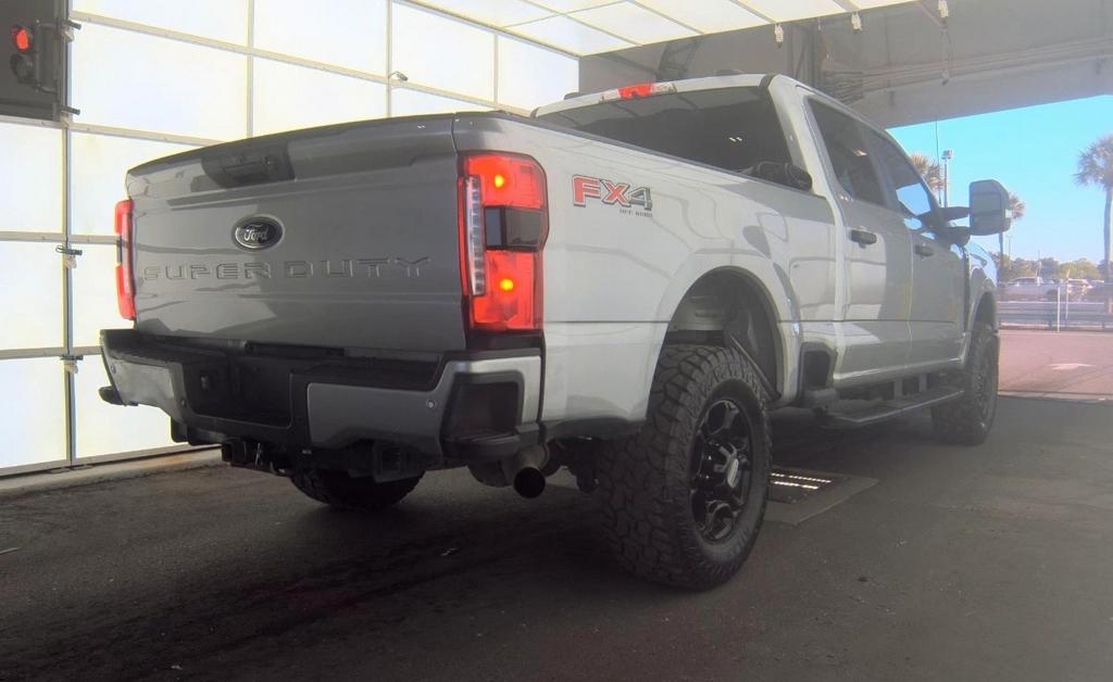 Ford F-250 SD  2023