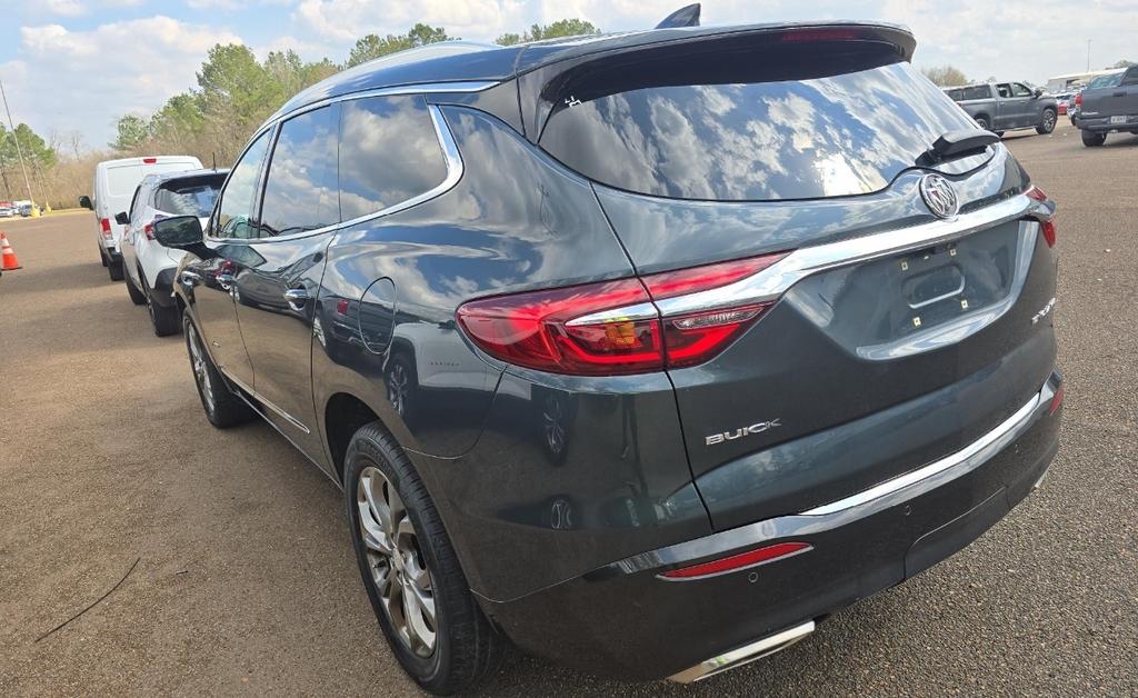 Buick Enclave  2018