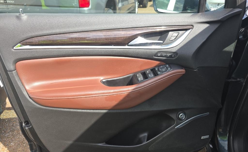 Buick Enclave  2018