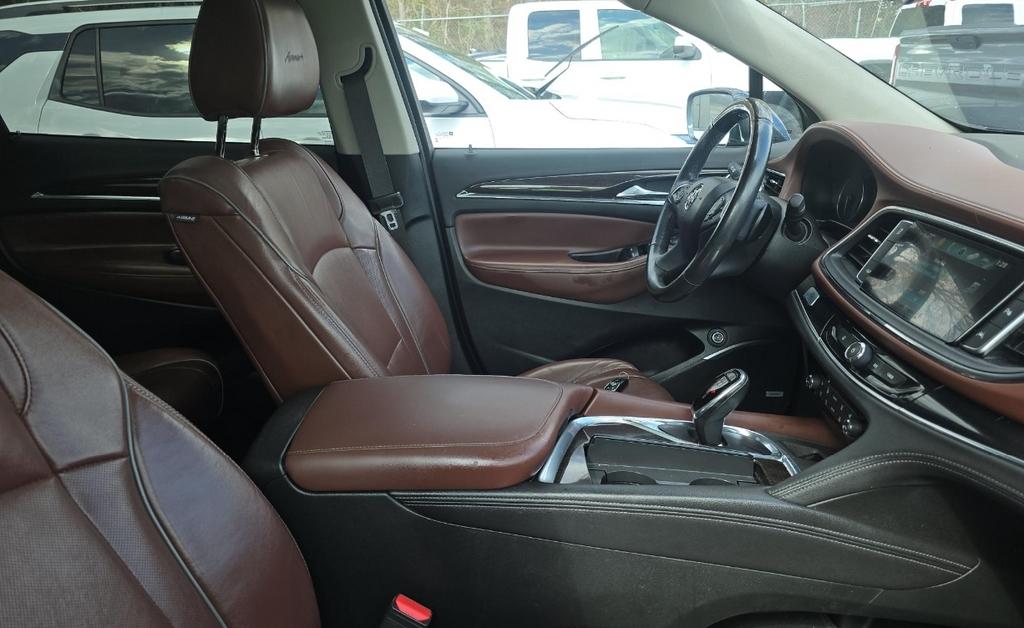 Buick Enclave  2018