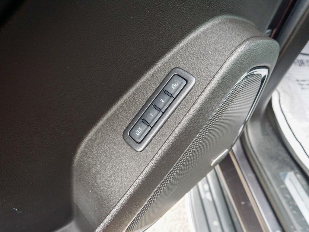 GMC Yukon  2016