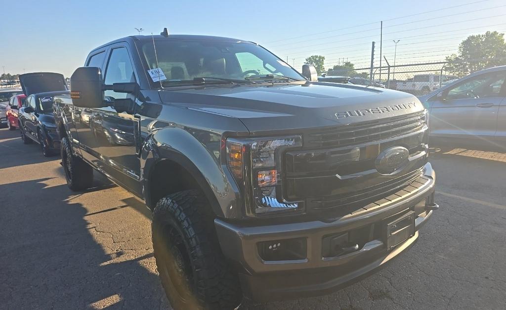 2019 Ford F-250 Lariat 4x4 Crew Cab 8' Box's photo