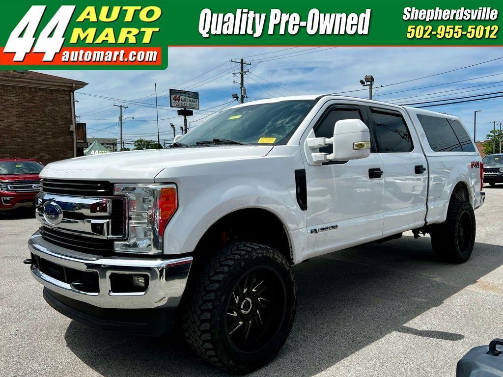 2017 Ford F-250 XLT 4x4 Crew Cab 8' Box's photo