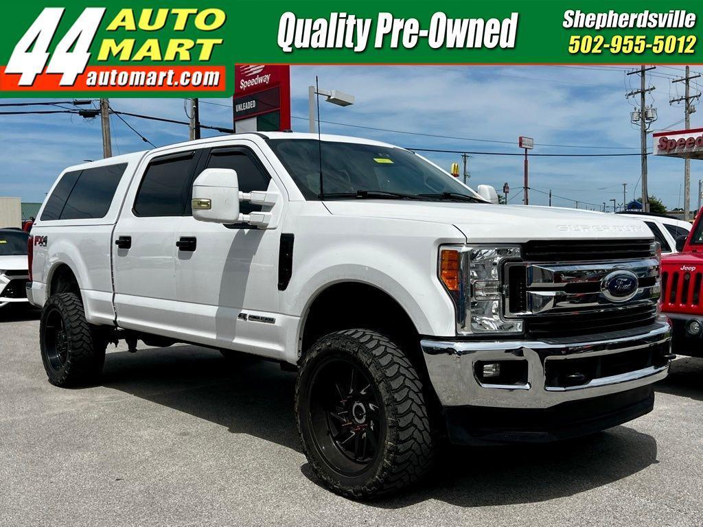 2017 Ford F-250 XLT 4x4 Crew Cab 8' Box's photo