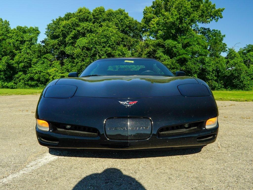 Chevrolet Corvette  2004