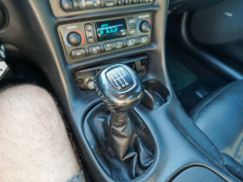 Chevrolet Corvette  2004