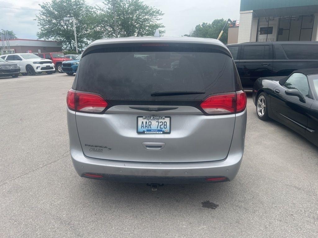 Chrysler Pacifica  2019