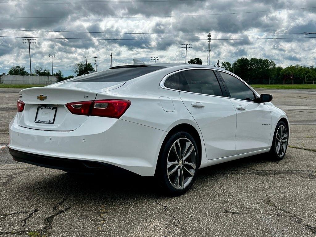 Chevrolet Malibu  2023