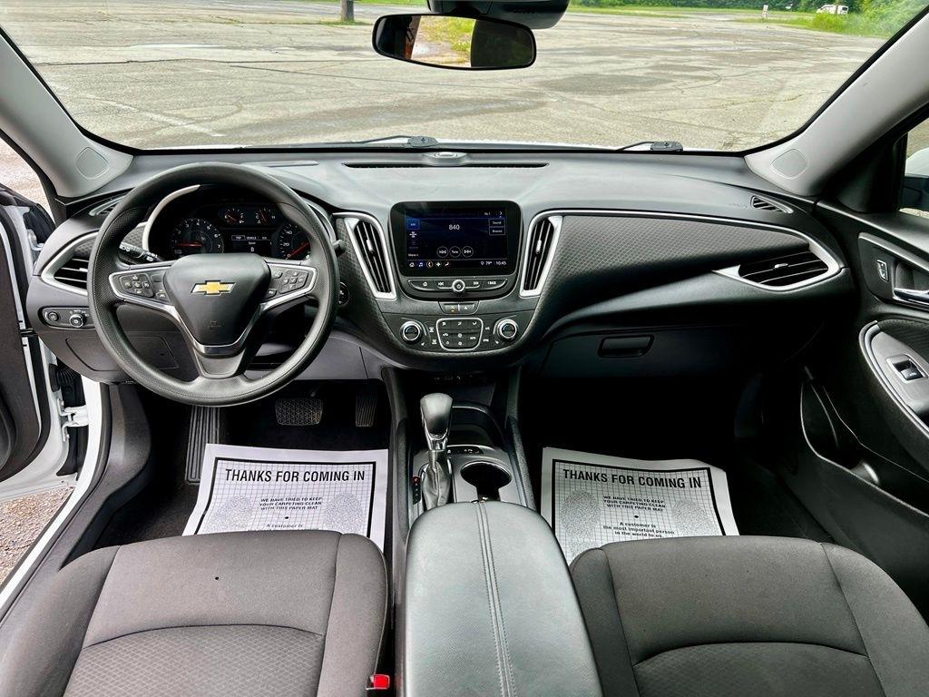 Chevrolet Malibu  2023