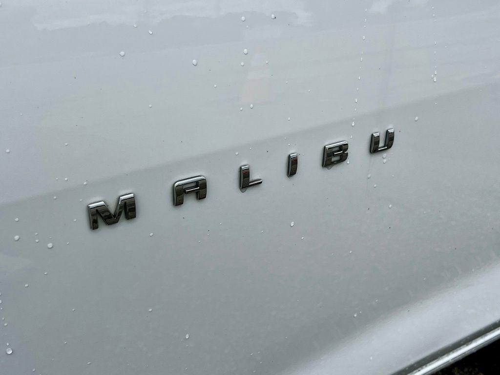 Chevrolet Malibu  2023