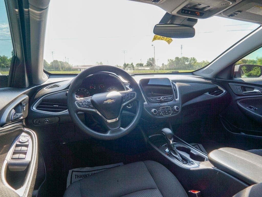 Chevrolet Malibu  2023