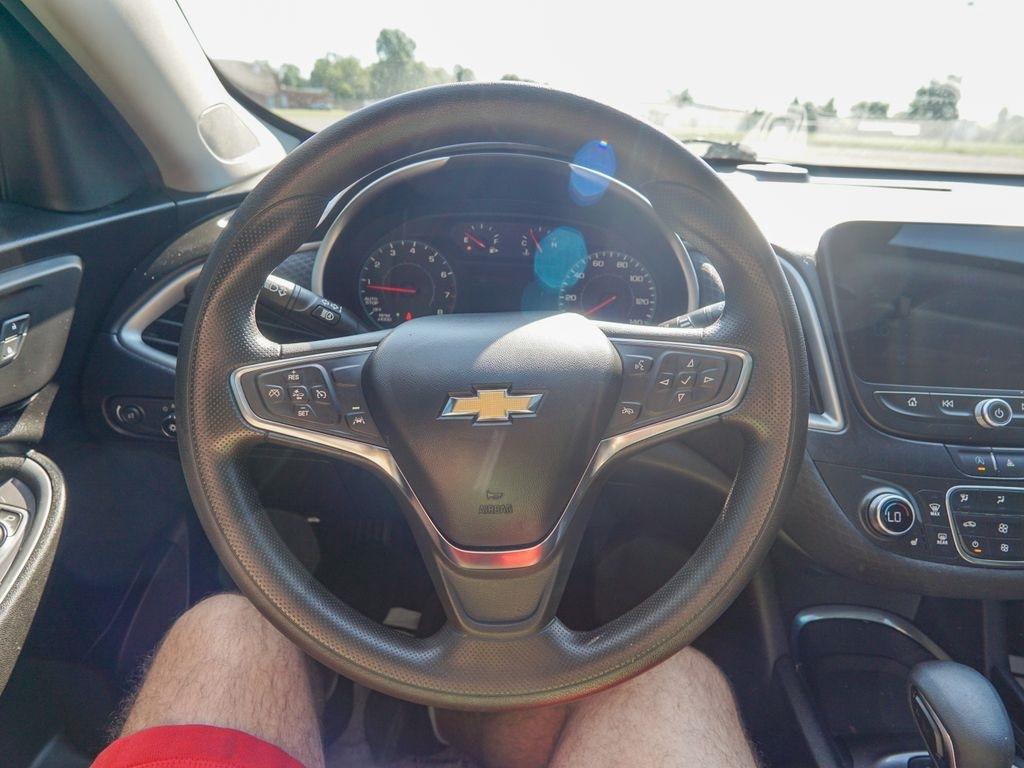 Chevrolet Malibu  2023