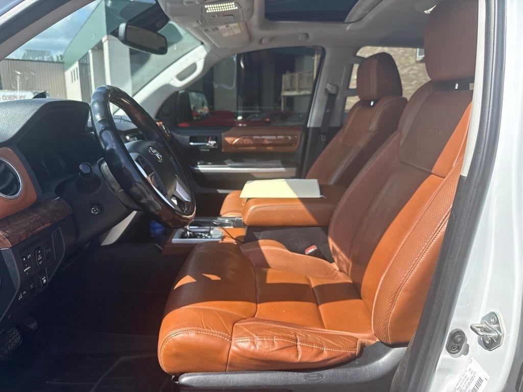 Toyota Tundra  2020