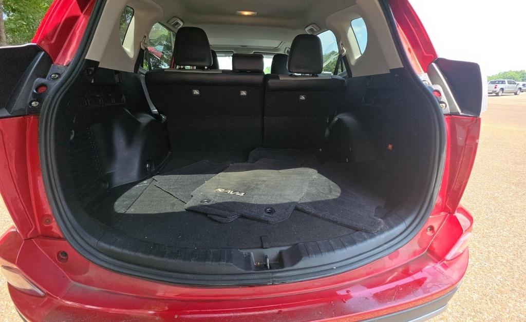 Toyota RAV4  2017