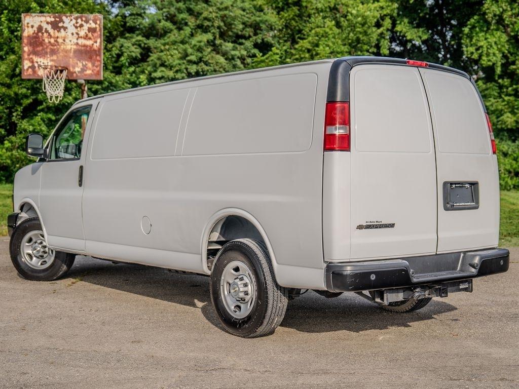 Chevrolet Express  2023
