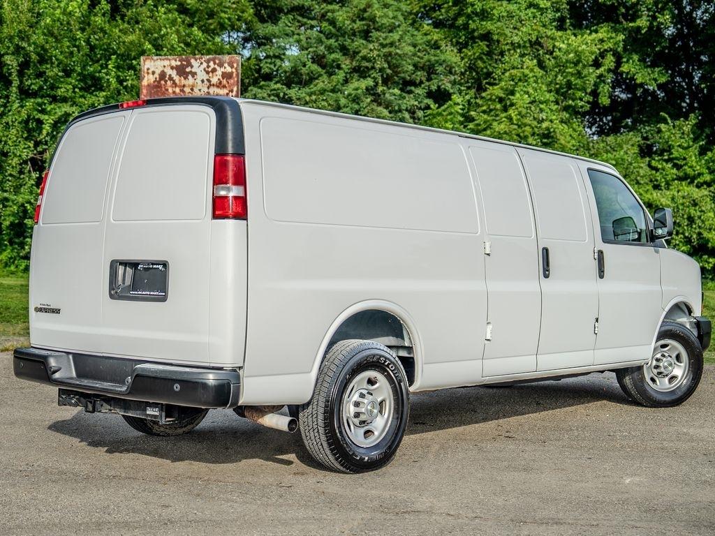 Chevrolet Express  2023