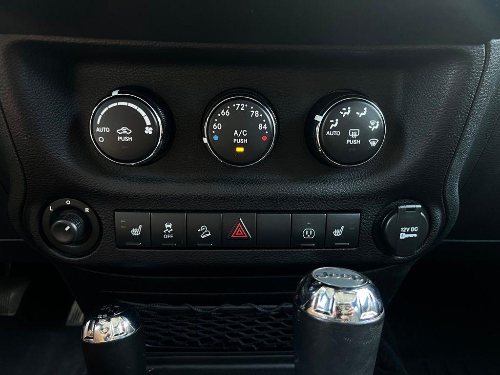 Jeep Wrangler  2016