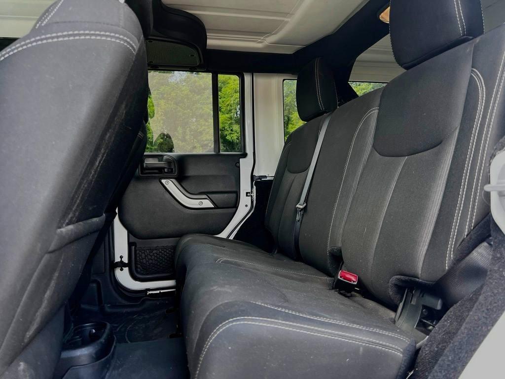 Jeep Wrangler  2016