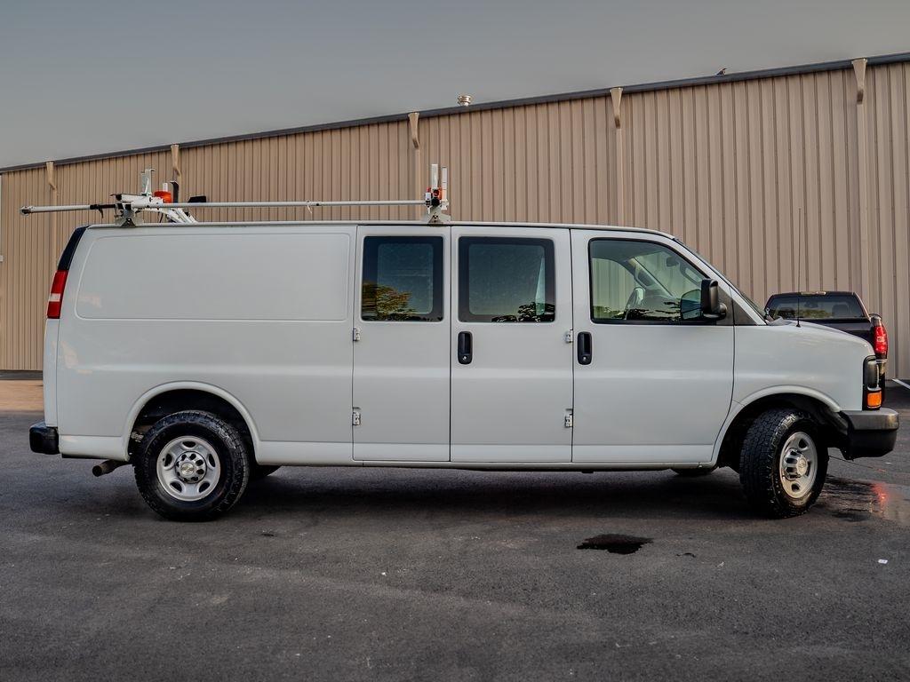 Chevrolet Express  2016