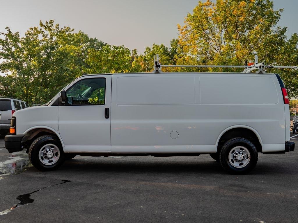 Chevrolet Express  2016