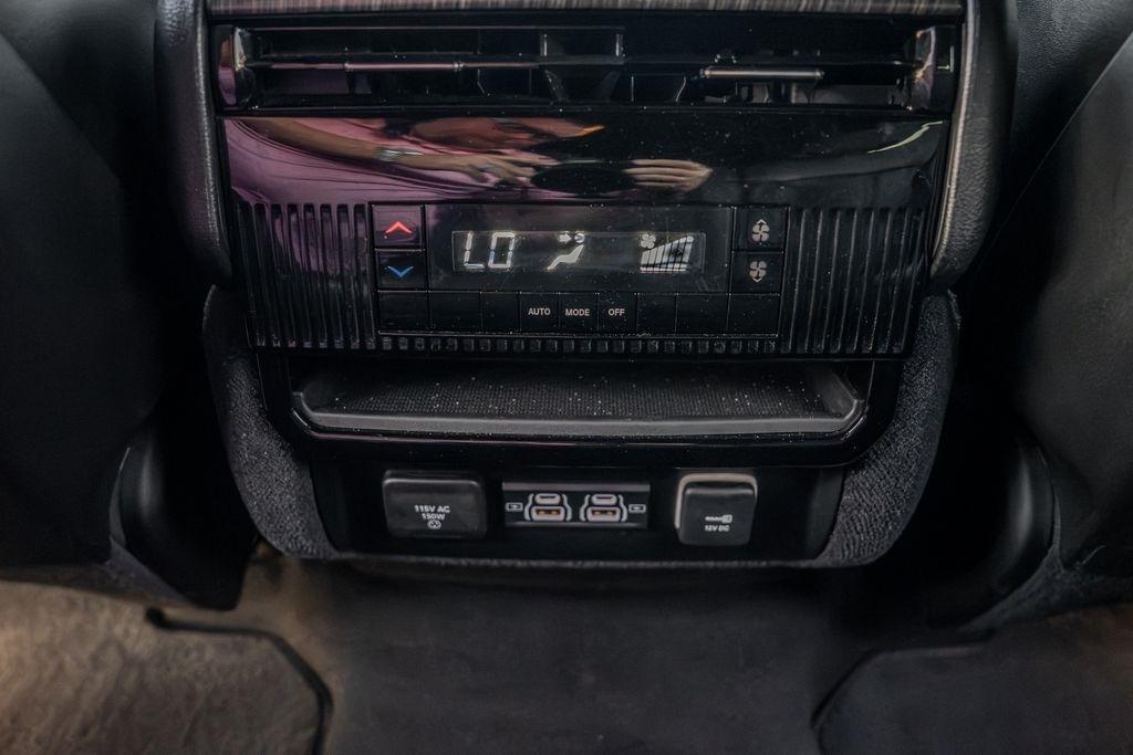 Jeep Wagoneer L  2024