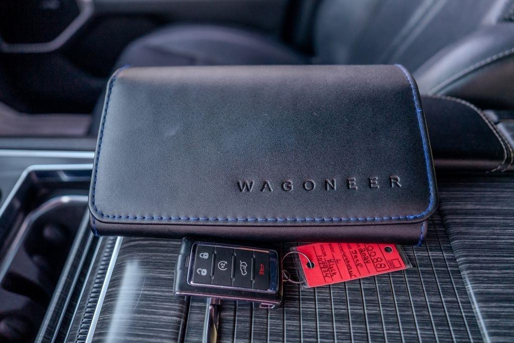 Jeep Wagoneer L  2024