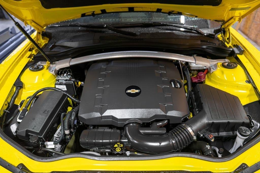 Chevrolet Camaro  2015
