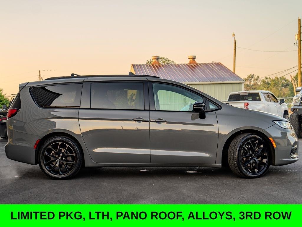 Chrysler Pacifica  2025