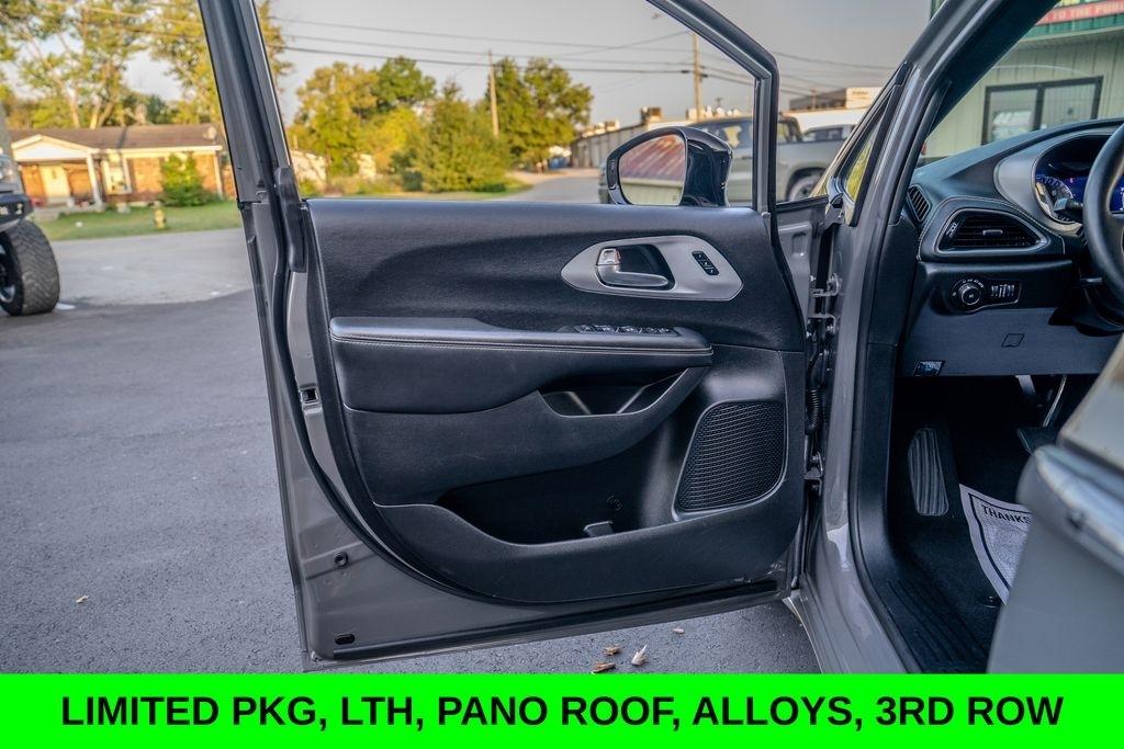 Chrysler Pacifica  2025