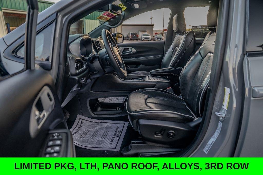 Chrysler Pacifica  2025