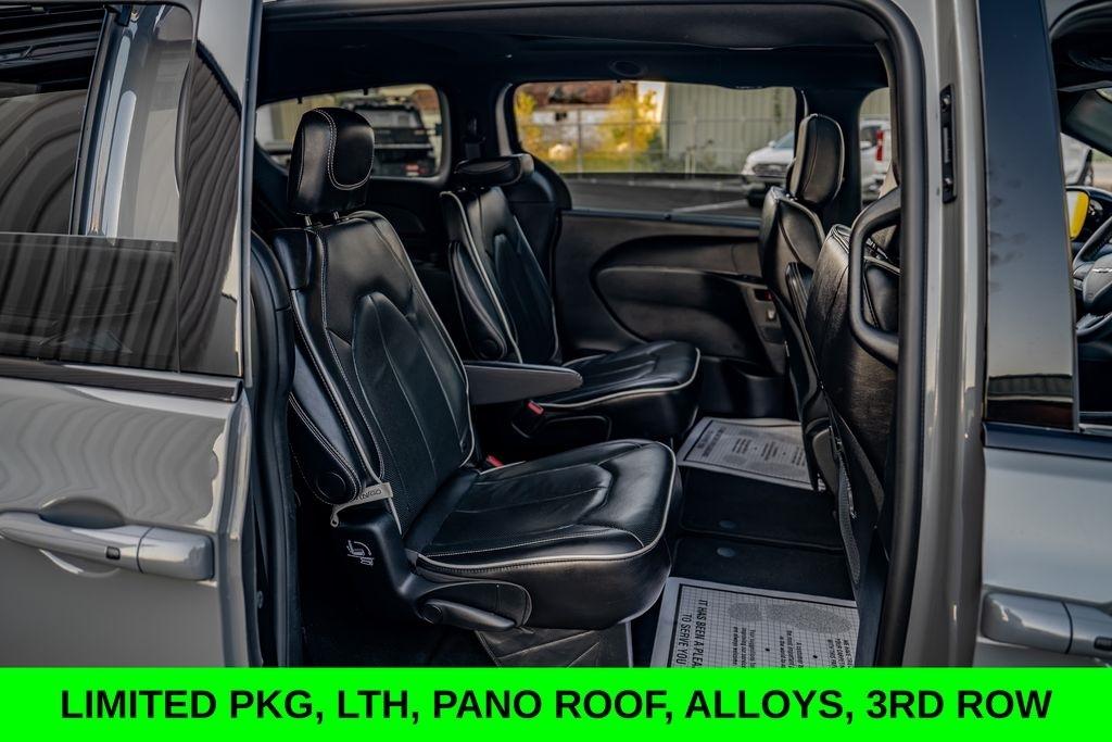 Chrysler Pacifica  2025