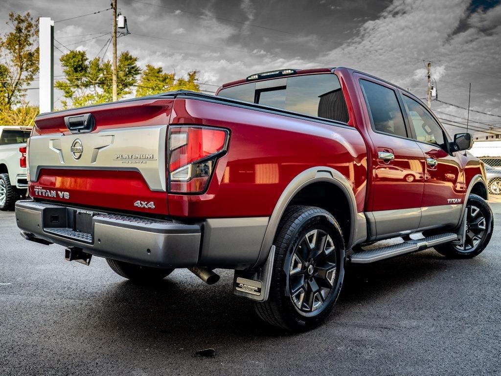 Nissan Titan  2021